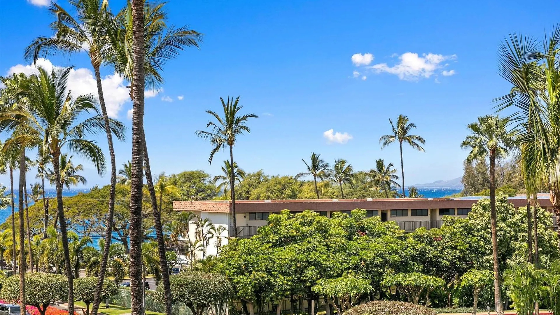 Nyaraló Kamaole Sands 7-406, Courtyard & Ocean Views, Ac Wailea