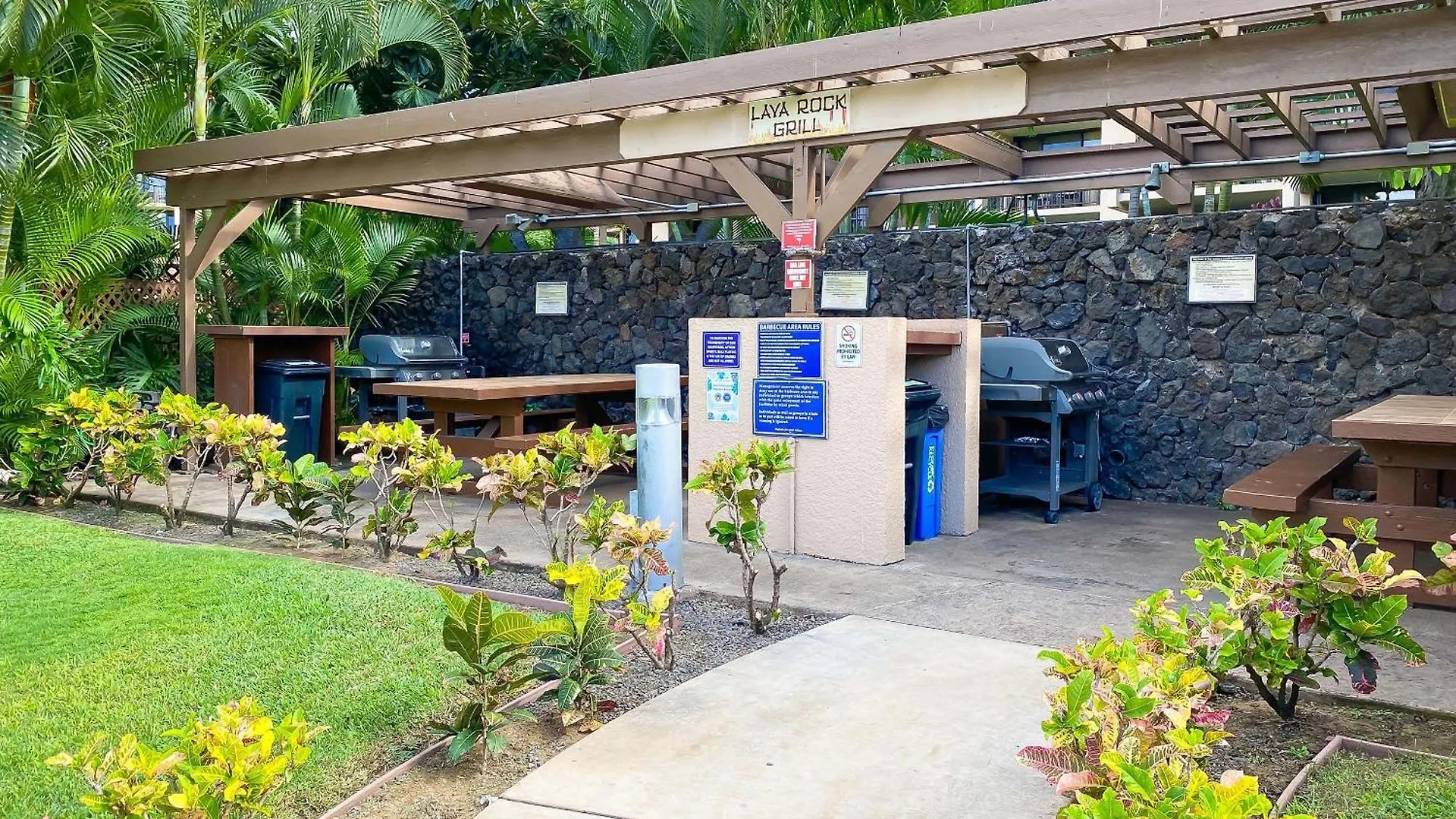 Nyaraló Kamaole Sands 7-406, Courtyard & Ocean Views, Ac Wailea